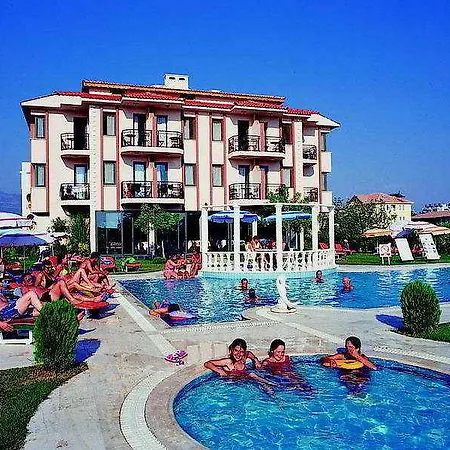 Golden Moon Hotell 3*