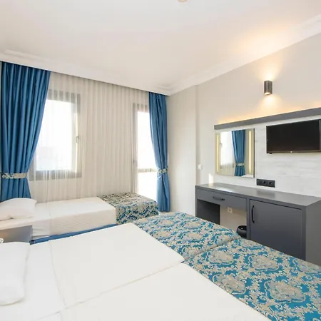 Hotel Golden Moon 3*